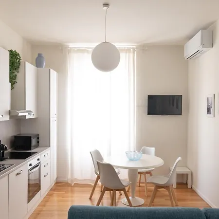 Charming 4 Person Navigli District - Mirable Pm Milánó