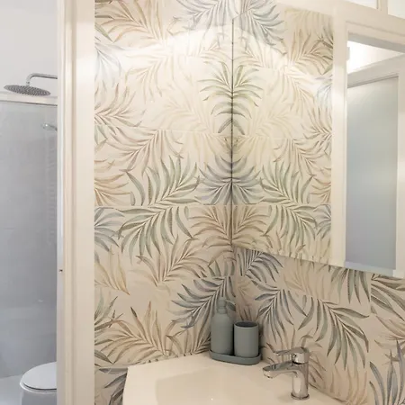 Charming 4 Person Navigli District - Mirable Pm מילאנו