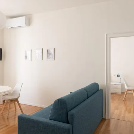 Charming 4 Person Navigli District - Mirable Pm מילאנו